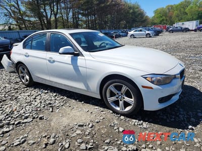 Czwarte zdjęcie samochodu z boku: 2015 BMW 328 XI SULEV VIN:WBA3B5C52FF959754 - miniatura