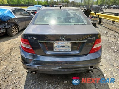 Zdjęcie 6 z 12 samochodu: 2010 MERCEDES-BENZ C 300 4MATIC VIN:WDDGF8BB1AR104204 - miniatura