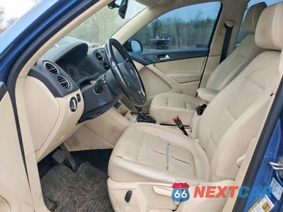 Zdjęcie 7 z 13 samochodu: 2017 VOLKSWAGEN TIGUAN S VIN:WVGBV7AX9HW503108 - miniatura