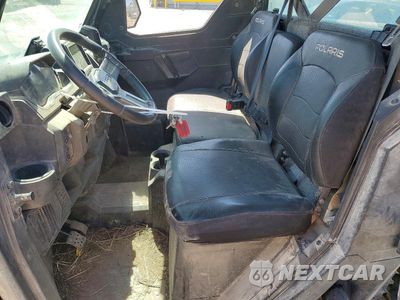 Piąte zdjęcie samochodu w środku: 2024 POLARIS RANGER XP 1000 UTILITY VEHICLE VIN:4XARRY99XR8086274 - miniatura
