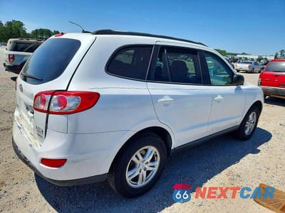 Trzecie zdjęcie samochodu z tyłu: 2012 HYUNDAI SANTA FE VIN:5XYZGDAB0CG098844 - miniatura