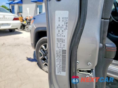 Zdjęcie 12 z 12 samochodu: 2020 JEEP COMPASS TRAILHAWK VIN:3C4NJDDB8LT177618 - miniatura