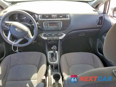 Zdjęcie 8 z 11 samochodu: 2016 KIA RIO LX VIN:KNADM4A36G6640322 - miniatura