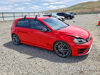 Czwarte zdjęcie samochodu z boku: 2017 VOLKSWAGEN GOLF R VIN:WVWWF7AU8HW040922 - miniatura