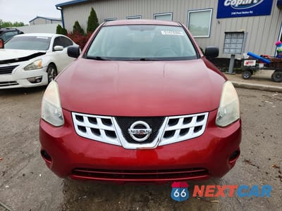Piąte zdjęcie samochodu w środku: 2013 NISSAN ROGUE S VIN:JN8AS5MT9DW542947 - miniatura