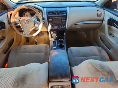 Zdjęcie 8 z 12 samochodu: 2013 NISS ALTIMA VIN:1N4AL3AP0DC173763 - miniatura