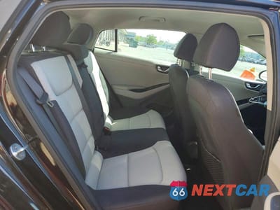 Zdjęcie 10 z 12 samochodu: 2017 HYUNDAI IONIQ SEL VIN:KMHC75LC7HU051846 - miniatura