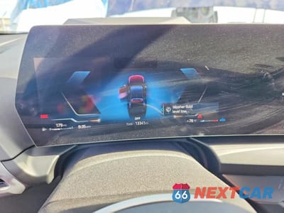 Zdjęcie 9 z 13 samochodu: 2025 BMW 228XI VIN:WBA23GG0XS7S80225 - miniatura