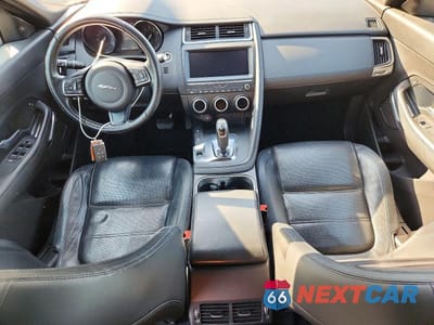 Zdjęcie 8 z 13 samochodu: 2019 JAGUAR E-PACE S VIN:SADFJ2FX3K1Z62527 - miniatura