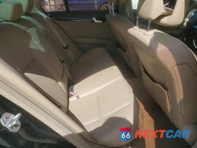 Zdjęcie 10 z 12 samochodu: 2012 MERCEDES-BENZ C 250 VIN:WDDGF4HB9CR232791 - miniatura