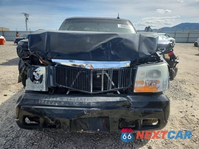 Piąte zdjęcie samochodu w środku: 2003 CADILLAC ESCALADE LUXURY VIN:1GYEK63N73R156993 - miniatura