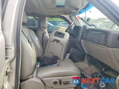 Zdjęcie 7 z 13 samochodu: 2005 GMC YUKON XL K1500 VIN:1GKFK16Z25J187666 - miniatura