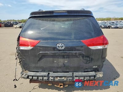 Zdjęcie 6 z 12 samochodu: 2013 TOYOTA SIENNA XLE 8-PASSENGER VIN:5TDYK3DC8DS370537 - miniatura
