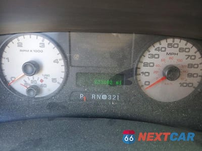 Zdjęcie 9 z 12 samochodu: 2005 FORD F350 SUPER DUTY VIN:1FTWW32P25EB19988 - miniatura