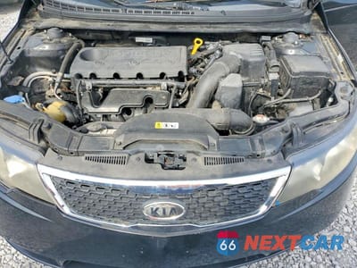 Zdjęcie 11 z 12 samochodu: 2013 KIA FORTE LX VIN:KNAFT4A2XD5738662 - miniatura