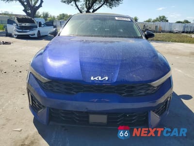 Piąte zdjęcie samochodu w środku: 2025 KIA K5 GT LINE VIN:KNAG64J71S5283303 - miniatura
