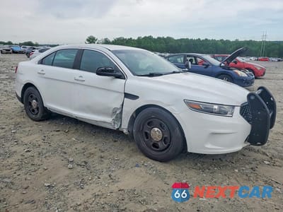 Czwarte zdjęcie samochodu z boku: 2019 FORD TAURUS POLICE INTERCEPTOR VIN:1FAHP2MK5KG103176 - miniatura