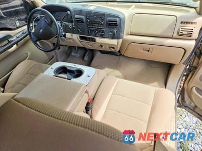 Zdjęcie 8 z 12 samochodu: 2005 FORD F250 SUPER DUTY VIN:1FTSX21P85EB21865 - miniatura