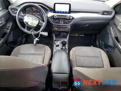 Zdjęcie 8 z 11 samochodu: 2021 FORD ESCAPE SE AWD 3C VIN:1FMCU9G60MUA22686 - miniatura