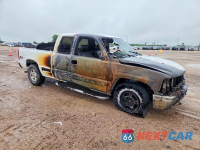 Czwarte zdjęcie samochodu z boku: 2000 CHEVROLET SILVERADO K1500 VIN:1GCEK19TXYE215497 - miniatura
