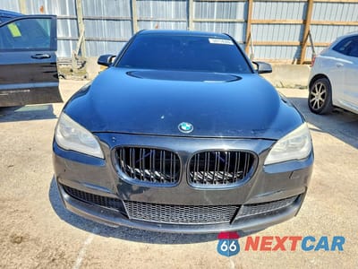 Piąte zdjęcie samochodu w środku: 2014 BMW 750 I VIN:WBAYA8C55ED499865 - miniatura