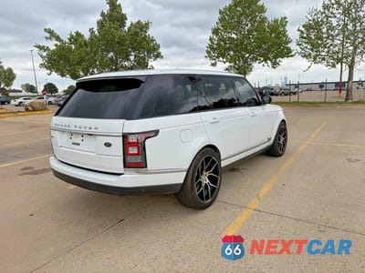 Czwarte zdjęcie samochodu z boku: 2017 LAND ROVER RANGE ROVER SUPERCHARGED VIN:SALGS5FE1HA328485 - miniatura