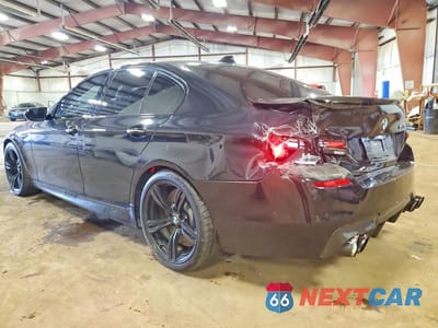 Drugie zdjęcie samochodu z przodu: 2013 BMW M5 VIN:WBSFV9C50DD096291 - miniatura
