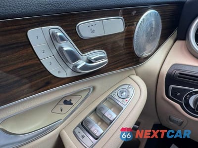 Zdjęcie 13 z 14 samochodu: 2016 MERCEDES-BENZ GLC 300 4MATIC VIN:WDC0G4KB9GF011985 - miniatura