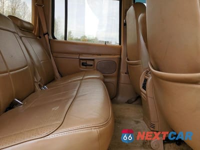 Zdjęcie 11 z 12 samochodu: 1996 FORD EXPLORER VIN:1FMDU34X5TUB65159 - miniatura