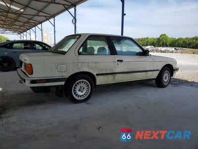 Trzecie zdjęcie samochodu z tyłu: 1989 BMW 325 I VIN:WBAAA1309K4204999 - miniatura