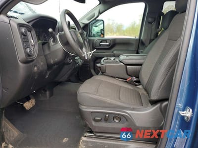 Zdjęcie 7 z 12 samochodu: 2026 CHEVROLET SILVERADO K2500 CUSTOM VIN:2GC4KME7XT1131860 - miniatura