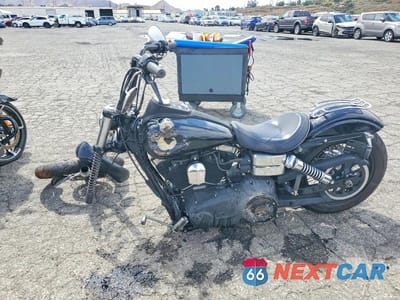 Trzecie zdjęcie samochodu z tyłu: 2016 HARLEY-DAVIDSON FXDB DYNA STREET BOB VIN:1HD1GXM36GC313882 - miniatura