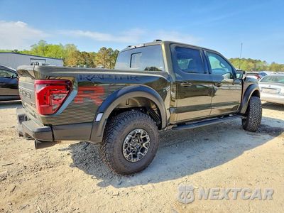 Trzecie zdjęcie samochodu z tyłu: 2026 FORD F150 RAPTOR VIN:1FTFW1RJ3TFA10260 - miniatura