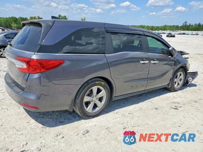 Trzecie zdjęcie samochodu z tyłu: 2019 HONDA ODYSSEY EXL VIN:5FNRL6H72KB117117 - miniatura