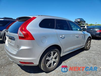 Trzecie zdjęcie samochodu z tyłu: 2015 VOLVO XC60 T6 PREMIER VIN:YV4902RB9F2586229 - miniatura
