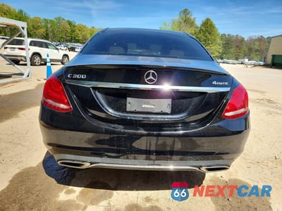 Zdjęcie 6 z 11 samochodu: 2015 MERCEDES-BENZ C 300 4MATIC VIN:55SWF4KB8FU084253 - miniatura