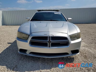 Piąte zdjęcie samochodu w środku: 2012 DODGE CHARGER SE VIN:2C3CDXBG8CH145957 - miniatura