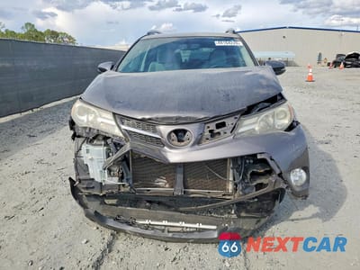 Piąte zdjęcie samochodu w środku: 2015 TOYOTA RAV4 LIMITED VIN:2T3YFREV8FW217200 - miniatura