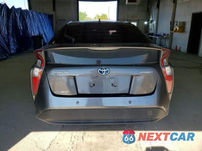 Zdjęcie 6 z 12 samochodu: 2018 TOYOTA PRIUS THREE VIN:JTDKARFUXJ3551153 - miniatura
