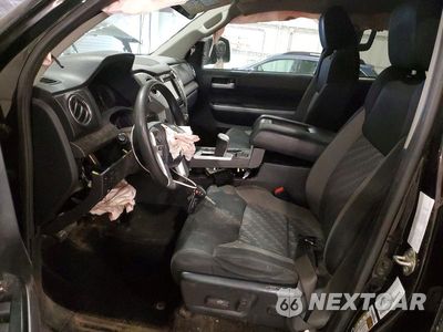 Zdjęcie 7 z 12 samochodu: 2018 TOYOTA TUNDRA CREWMAX SR5 VIN:5TFDY5F12JX684646 - miniatura