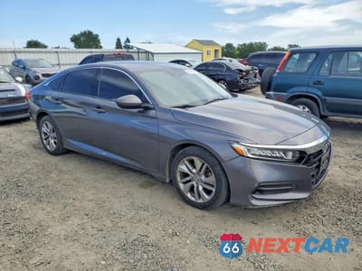 Czwarte zdjęcie samochodu z boku: 2018 HONDA ACCORD LX VIN:1HGCV1F11JA206669 - miniatura