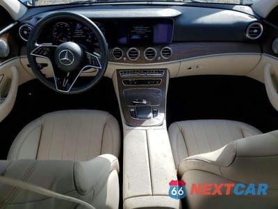 Zdjęcie 8 z 13 samochodu: 2021 MERCEDES-BENZ E 350 4MATIC VIN:W1KZF8EB8MA933813 - miniatura