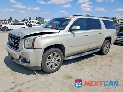2017 GMC YUKON XL K1500 SLT 1GKS2GKC9HR186362 - główne zdjęcie licytacji z USA - miniatura