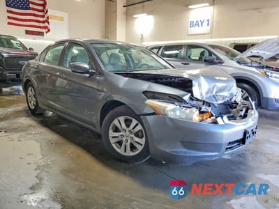 Czwarte zdjęcie samochodu z boku: 2010 HONDA ACCORD LXP VIN:1HGCP2F41AA039790 - miniatura