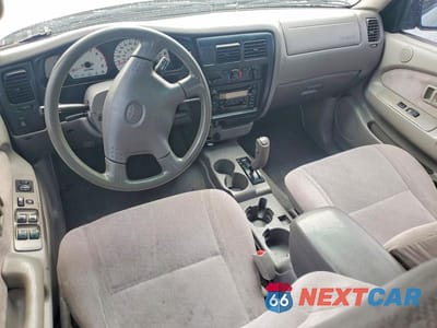 Zdjęcie 8 z 12 samochodu: 2002 TOYOTA TACOMA DOUBLE CAB PRERUNNER VIN:5TEGN92NX2Z086899 - miniatura