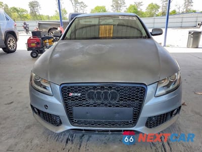 Piąte zdjęcie samochodu w środku: 2010 AUDI A4 PREMIUM VIN:WAUBFAFL4AN022440 - miniatura