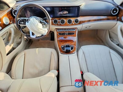 Zdjęcie 8 z 13 samochodu: 2020 MERCEDES-BENZ E 350 4MATIC VIN:W1KZF8EB3LA766081 - miniatura