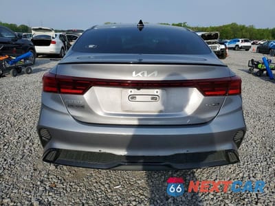 Zdjęcie 6 z 12 samochodu: 2024 KIA FORTE GT-LINE VIN:3KPF54AD7RE826577 - miniatura