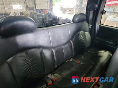 Zdjęcie 10 z 12 samochodu: 2002 CHEVROLET SILVERADO K2500 HEAVY DUTY VIN:1GCHK29U62E223518 - miniatura