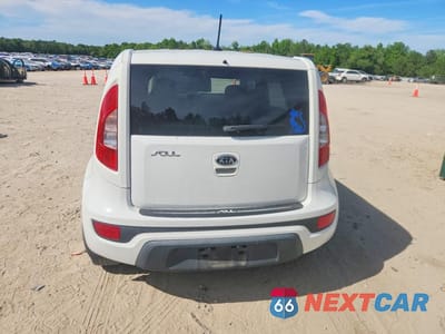 Zdjęcie 6 z 13 samochodu: 2012 KIA SOUL + VIN:KNDJT2A68C7471237 - miniatura